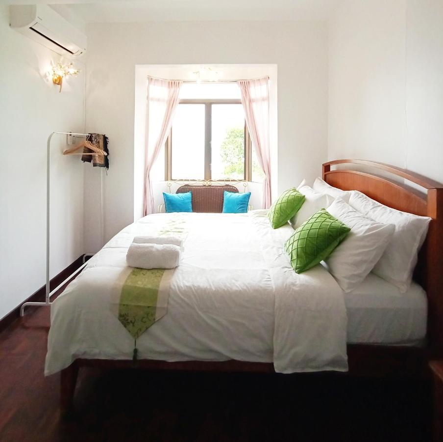 Apartment Islam Bayu Beach Pd Port Dickson Exterior photo